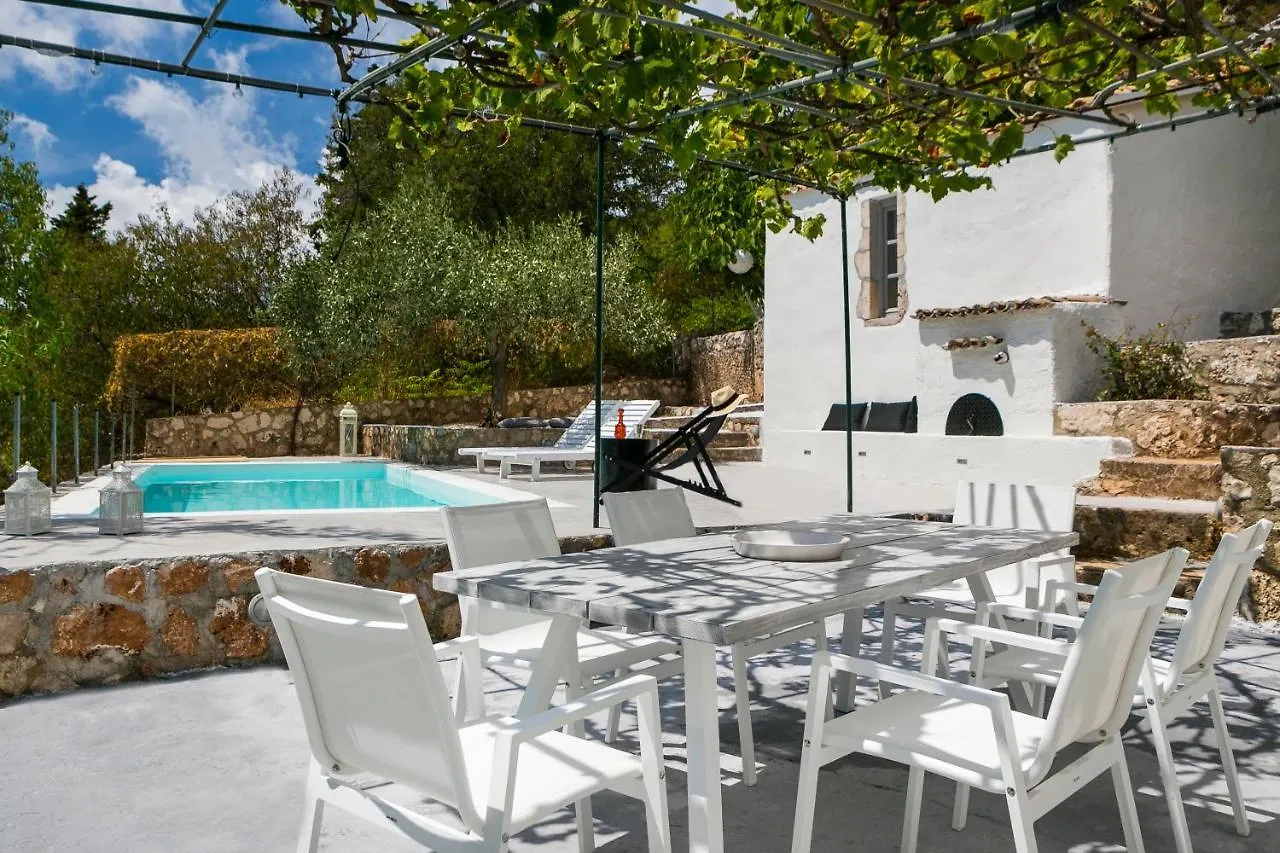 Bohemian Retreat Kefalonia Dhavgata Villa